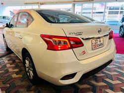 نيسان سنترا